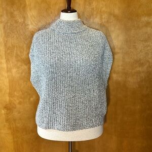 Women's Gray Turtleneck Sweater w/Slight Cap Sleeves.
